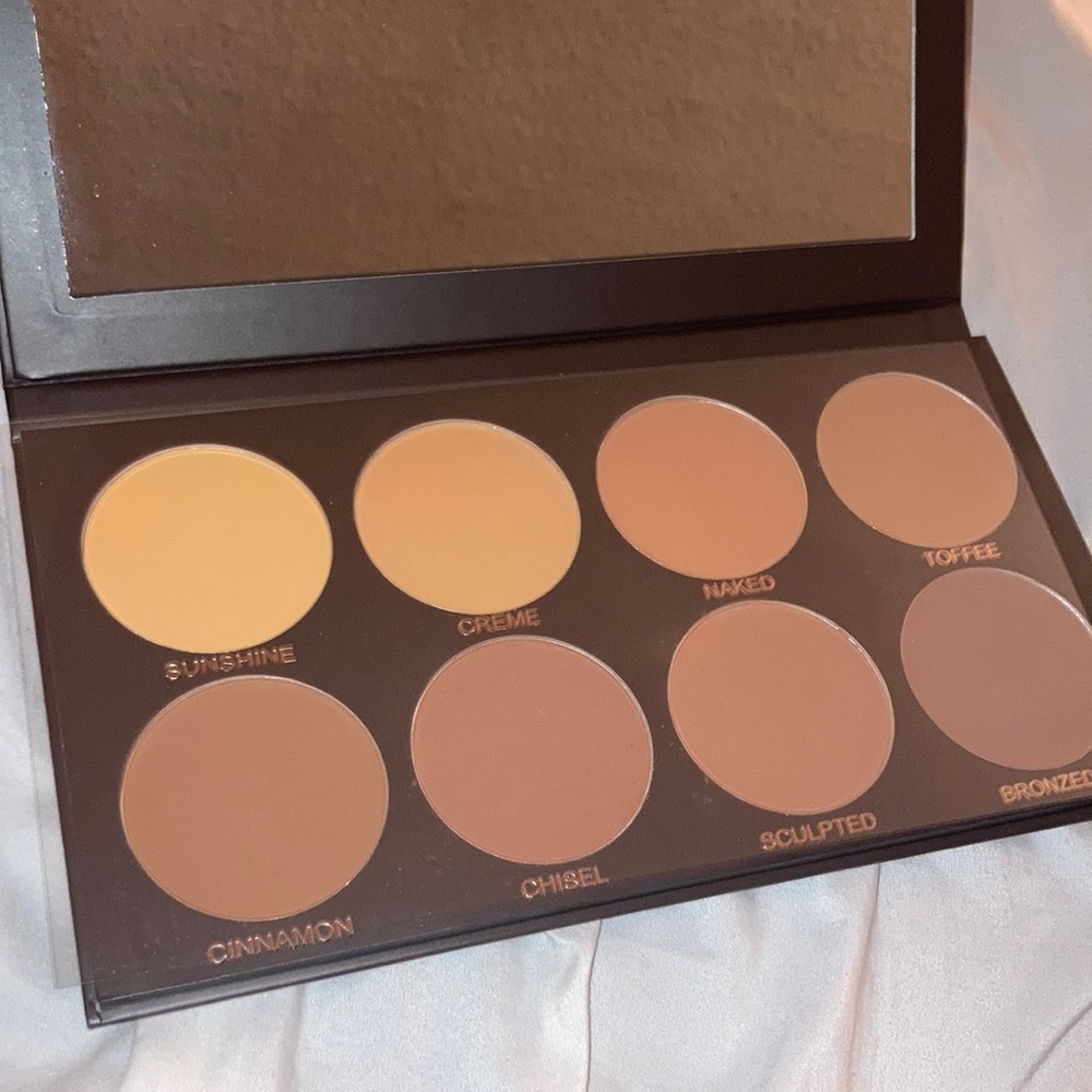 Contour- KAB Cosmetics volume 2